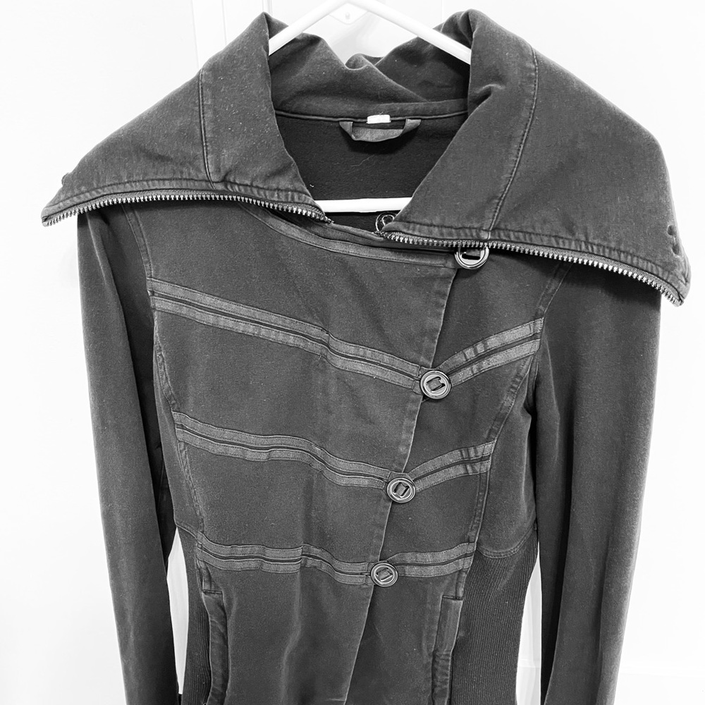 Lululemon Jacket